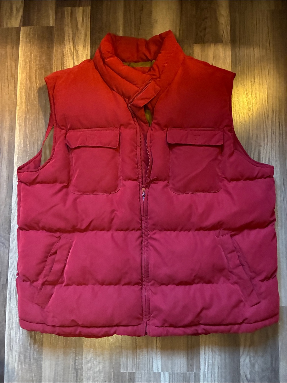 St. John's Bay Microfiber Red Puffer Vest W/SO Many Pockets- Size XL